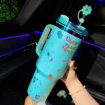 🔥40OZ Stitch Cup 1200ML 🥰 Straw Topper as Free Gift🎁 – Bild 14